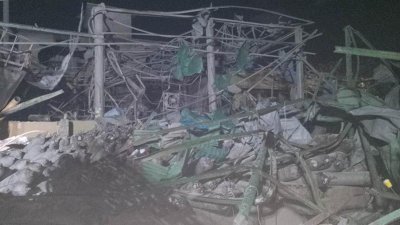 বিস্ফোরণে উড়ে গেছে সীমা অক্সিজেন প্ল্যান্টের কারখানা
