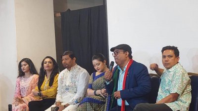 অনুষ্ঠানে পরীমণি, অরণ্য আনোয়ার ও অতিথিরা
