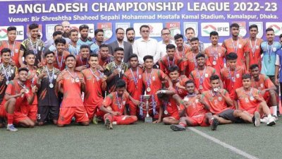রানার্সআপ হয়ে খুশি বাফুফে এলিট একাডেমি