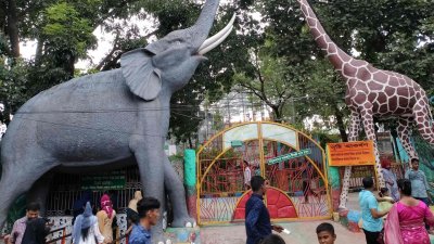 ঈদে দর্শনার্থী বরণে প্রস্তুত করা হচ্ছে চট্টগ্রামের বিনোদন কেন্দ্রগুলো