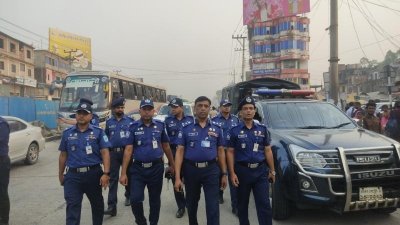 ঢাকা-টাঙ্গাইল-বঙ্গবন্ধু সেতুপূর্ব মহাসড়ক পরিদর্শন করেন ঢাকা রেঞ্জের ডিআইজি সৈয়দ নুরুল ইসলাম