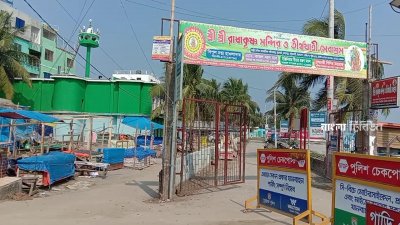 পটুয়াখালীর কুয়াকাটায় প্রায় ৩০ বছর ধরে পাশাপাশি অবস্থান করছে মসজিদ, মন্দির ও বৌদ্ধবিহার