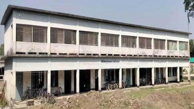 পরীক্ষা চলাকালে অসদুপায় অবলম্বনের দায়ে আট পরীক্ষার্থীকে বহিষ্কার