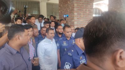 গোলাম কিবরিয়া বড় মনিরকে কারাগারে পাঠিয়েছেন আদালত