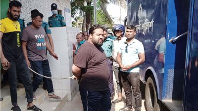 গ্রেফতার বরিশাল মহানগর ছাত্রলীগের আহ্বায়ক রইজ আহমেদ মান্না