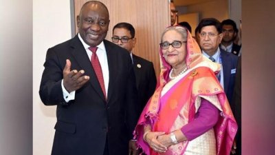জেনেভায় বৈঠক করেন দক্ষিণ আফ্রিকার প্রেসিডেন্ট মাতামেলা সিরিল রামাপোশা ও প্রধানমন্ত্রী শেখ হাসিনা (ছবি: বাসস)