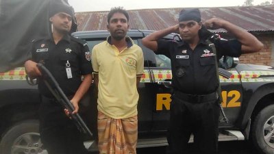 গ্রেফতার রেজাউল
