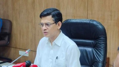মন্ত্রিপরিষদ বিভাগের সচিব মো. মাহবুব হোসেন (ফাইল ছবি)