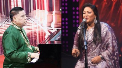 নিজ নিজ একক সংগীতানুষ্ঠানে ড. মাহফুজুর রহমান ও মমতাজ