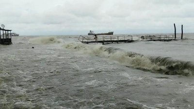 মেঘনায় বেড়েছে জোয়ার