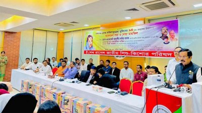 বক্তব্য দিচ্ছেন জাহাঙ্গীর কবির নানক