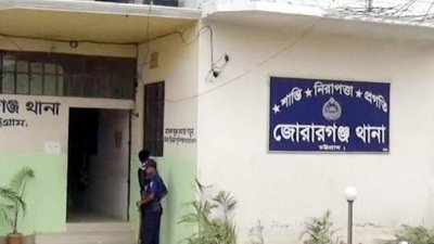 ভাগনের হাতে খালা খুন, তড়িঘড়ি করে লাশ দাফনের চেষ্টার অভিযোগ