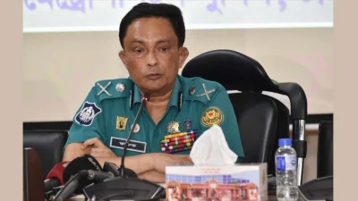 ডিএমপি কমিশনার খন্দকার গোলাম ফারুক