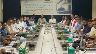 সাবের হোসেন চৌধুরী বলেন, সন্ত্রাস ও দুর্নীতি প্রতিরোধের মতো বর্তমান সরকার বায়ুদূষণ নিয়ন্ত্রণকেও জিরো টলারেন্স নীতিতে দেখছে