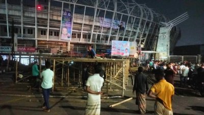 সমাবেশের মঞ্চ তৈরির কাজ শেষ