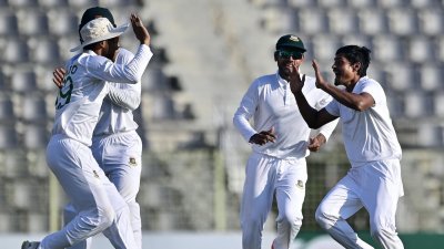 জয়ের মূল কারিগর ছিলেন তাইজুল।