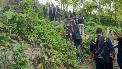 অস্ত্র উদ্ধারে আইন প্রয়োগকারী সংস্থাকে বিশেষ নির্দেশ দিয়েছে ইসি