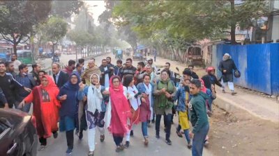 রিজভীর নেতৃত্বে মিছিল