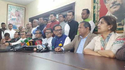 ধানমন্ডিতে প্রেস ব্রিফিংয়ে ওবায়দুল কাদের