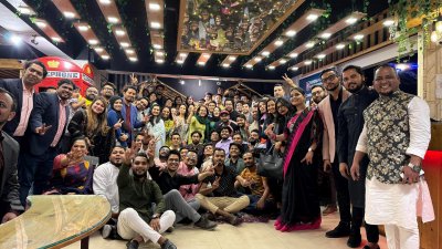 ইউডার মিডিয়া স্টাডিজ অ্যালামনাই অ্যাসোসিয়েশনের সদস্যরা