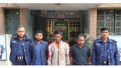 উলিপুর থেকে গ্রেফতার হওয়া তিন জন