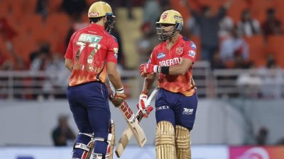 আরেকবার ঝড় তুলেছিলেন আশুতোষ ও শশাঙ্ক