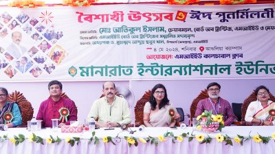 বক্তব্য রাখছেন মেয়ার আতিকুল ইসলাম