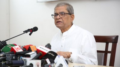 সংবাদ সম্মেলনে মির্জা ফখরুল ইসলাম আলমগীর
