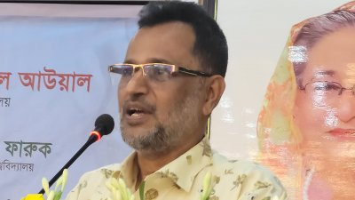 কর্মশালায় বক্তব্য রেখেছেন বাংলাদেশ কৃষি বিশ্ববিদ্যালয়ের ভারপ্রাপ্ত উপাচার্য অধ্যাপক ড. আব্দুল আউয়াল
