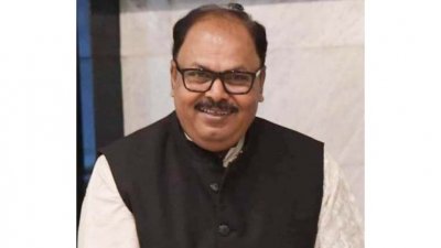 সাবেক প্রতিমন্ত্রী এবং কুড়িগ্রাম-৪ আসনের সাবেক সংসদ সদস্য জাকির হোসেন