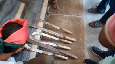 উদ্ধার হওয়া অস্ত্র
