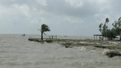 অশান্ত হয়ে উঠেছে বঙ্গোপসাগর (ছবি: বাংলা ট্রিবিউন)