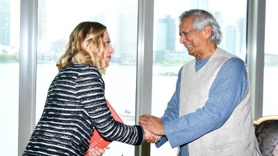 প্রধান উপদেষ্টা ড. মুহাম্মদ ইউনূসের সঙ্গে বৈঠকে ইতালির প্রধানমন্ত্রী জর্জিয়া মেলোনি