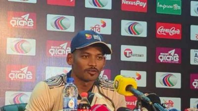 সংবাদ সম্মেলনে শান্ত