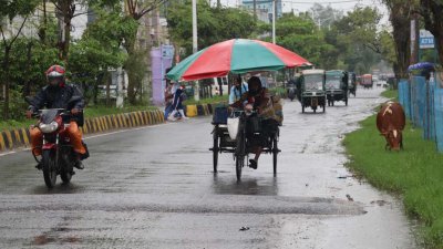 দানার প্রভাবে বৃষ্টি