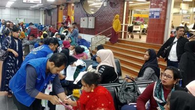 লেবানন থেকে ফিরতে ইচ্ছুক সবাইকেই সরকার নিজ খরচে দেশে ফেরত আনবে। (ফাইল ছবি)