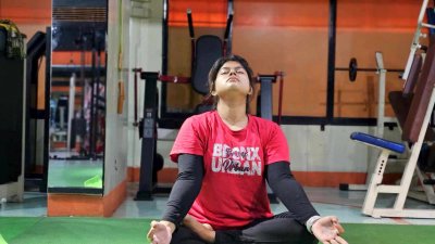 সার্বিক সুস্থতায় রাখে ভূমিকা রাখে যোগব্যায়াম। ছবি: বাংলা ট্রিবিউন