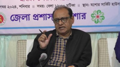 বক্তব্য দিচ্ছেন প্রাথমিক ও গণশিক্ষা উপদেষ্টা অধ্যাপক ডা. বিধান রঞ্জন রায় পোদ্দার