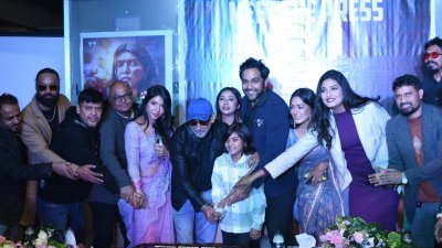 টিম ‘নারী’ ও ‘ডানপিটে ছেলে’