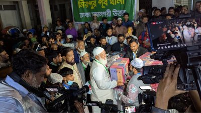 সভায় বক্তব্য রাখছেন জামায়াত আমির ডা. শফিকুর রহমান