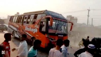 দুর্ঘটনা কবলিত বাস
