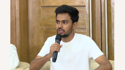 বক্তব্য দিচ্ছেন আসিফ মাহমুদ সজীব ভূঁইয়া