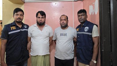 পিবিআই’র হেফাজতে গ্রেফতার দুই জন