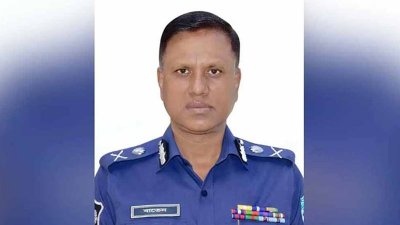 সাবেক ডিআইজি আব্দুল বাতেন