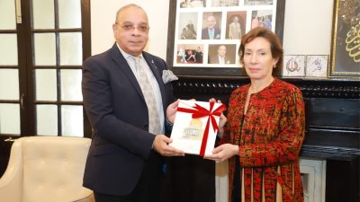 প্রধান বিচারপতি ও আমেরিকার ভারপ্রাপ্ত রাষ্ট্রদূত