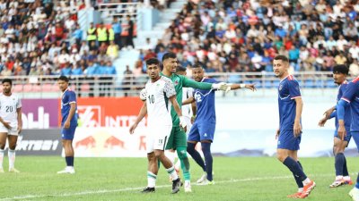 প্রথম ম্যাচে গোলশূন্য ড্র করেছে বাংলাদেশ।