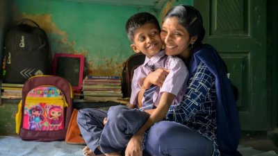সন্তানের স্বাভাবিক বেড়ে ওঠায় মায়ের ভূমিকা থাকে সবচেয়ে বেশি (ছবি: সংগৃহীত)