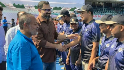 ডিআরইউ মিডিয়া কাপ ক্রিকেটের উদ্বোধনী অনুষ্ঠানে আমিনুল হক