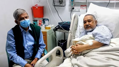 ডা. সৈয়দ আব্দুল্লাহ মো.তাহেরকে দেখতে হাসপাতালে যান বিএনপি মহাসচিব মির্জা ফখরুল ইসলাম আলমগীর