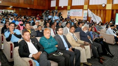 রাজধানীর সামরিক জাদুঘরে তিন দিন চলবে বাংলাদেশ জ্বালানি সম্মেলন–২০২৫